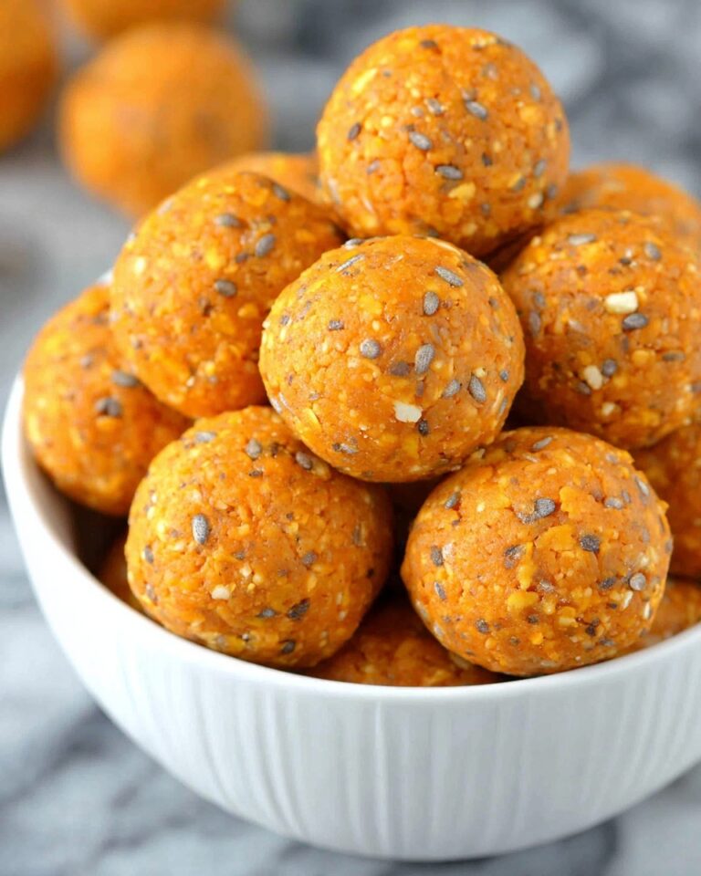 No-Bake Healthy Pumpkin Pie Energy Balls Recipe