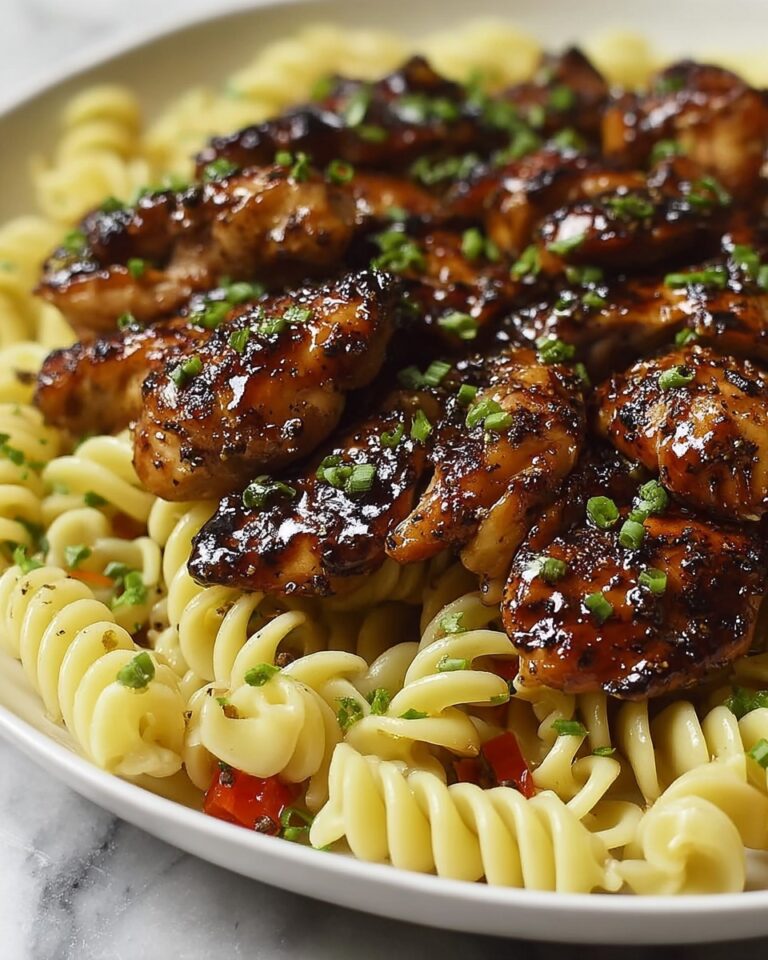 Sweet and Spicy Honey Pepper Chicken with Creamy Macaroni Cheese Recipe
