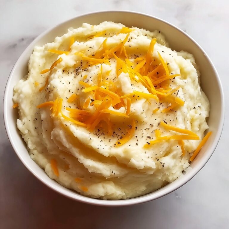 Cheddar Garlic Mashed Cauliflower Recipe
